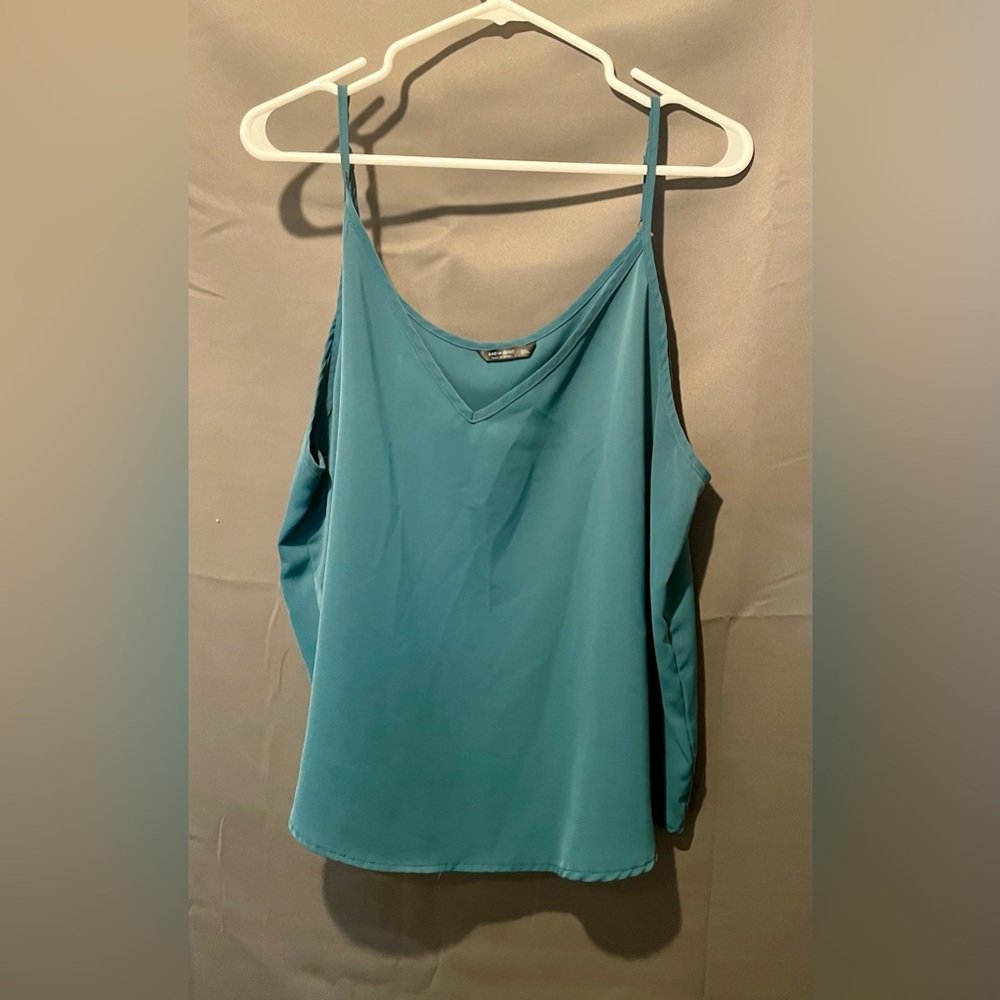 4/$25 bundle deal- SHEIN Teal Sleeveless Camisole